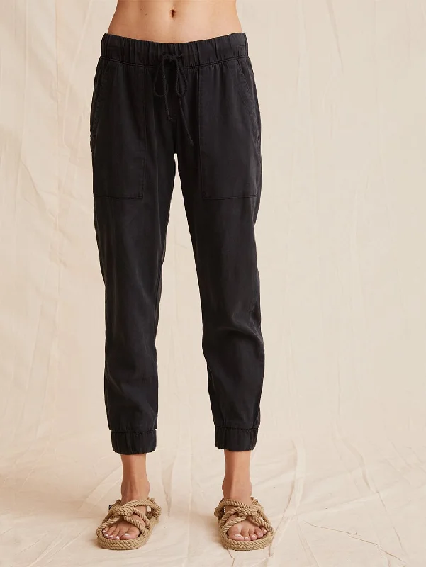 Pocket Jogger Pant - Black Fashionable Sporty Pants