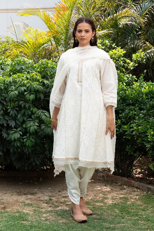 Off-White Floral Embroidered Short Anarkali Kurta Set With Dhoti Pants High-Waist Trousers