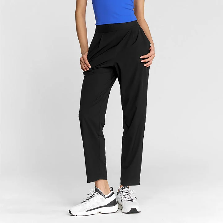 [1+1] Light Breeze Taper Pants Fashionable Tapered Leg Pants