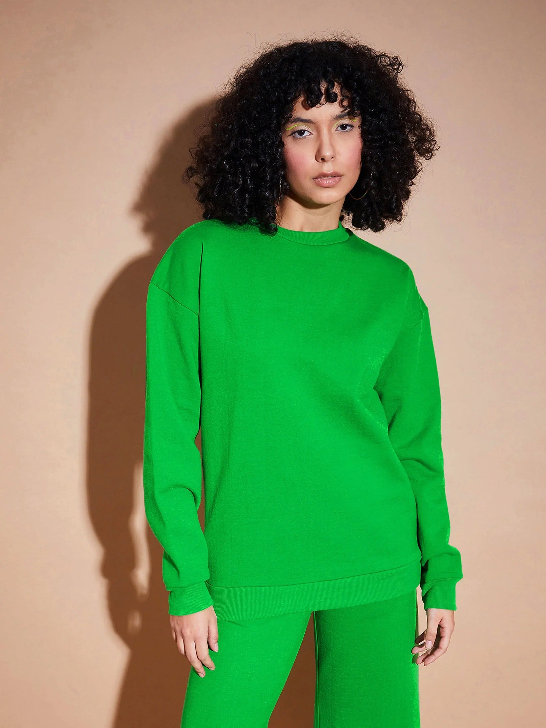 Women Green Fleece Oversized Sweatshirt Hoodie with Set-In Sleeves Structured Classic